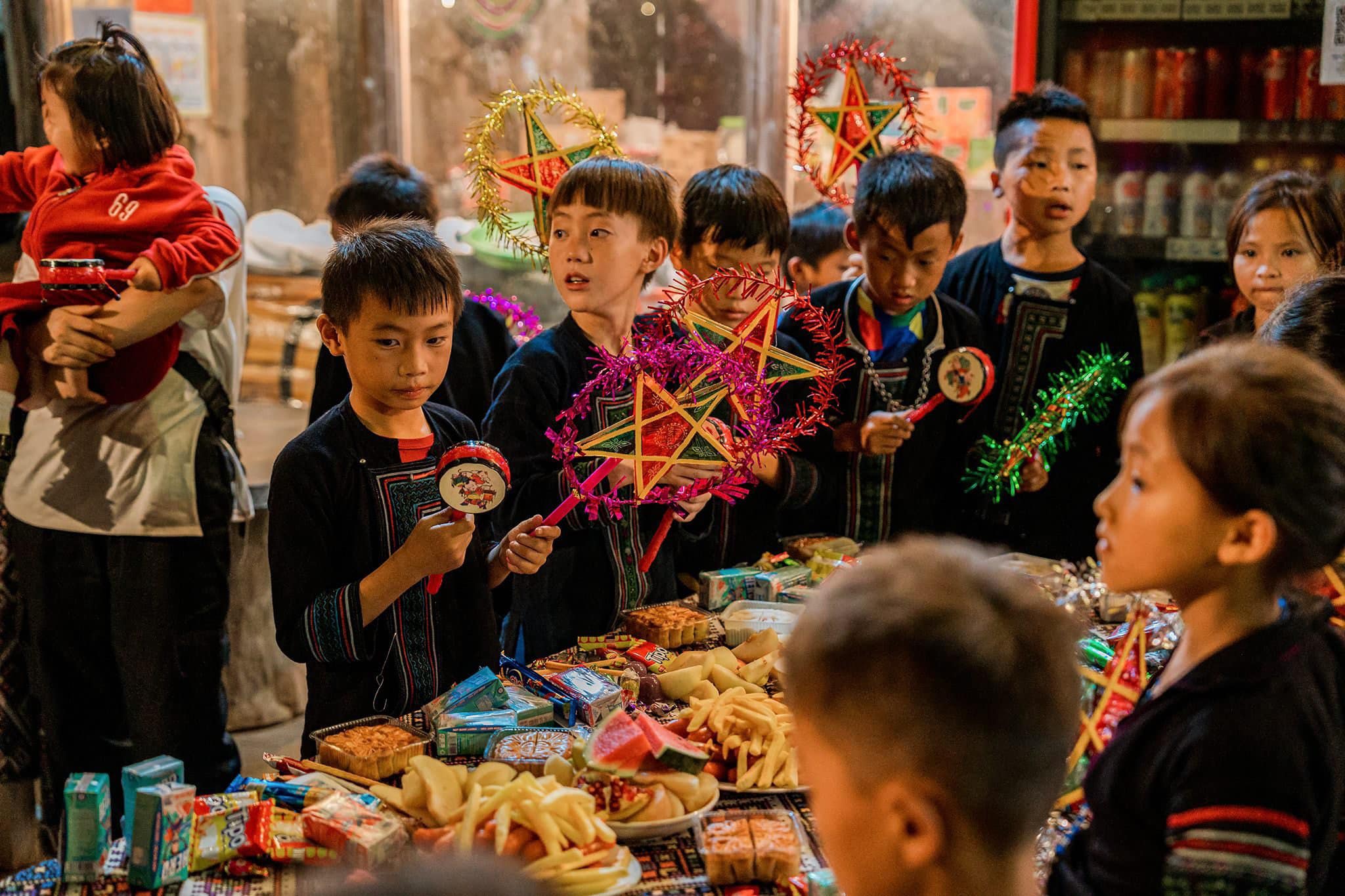 Tạm biệt nhé, mùa trăng hạnh phúc